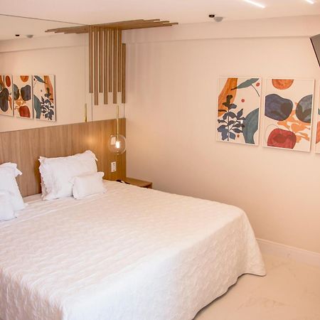 Ramada Hotel & Suites Campos Pelinca Кампус дус Гойтаказиш Екстериор снимка