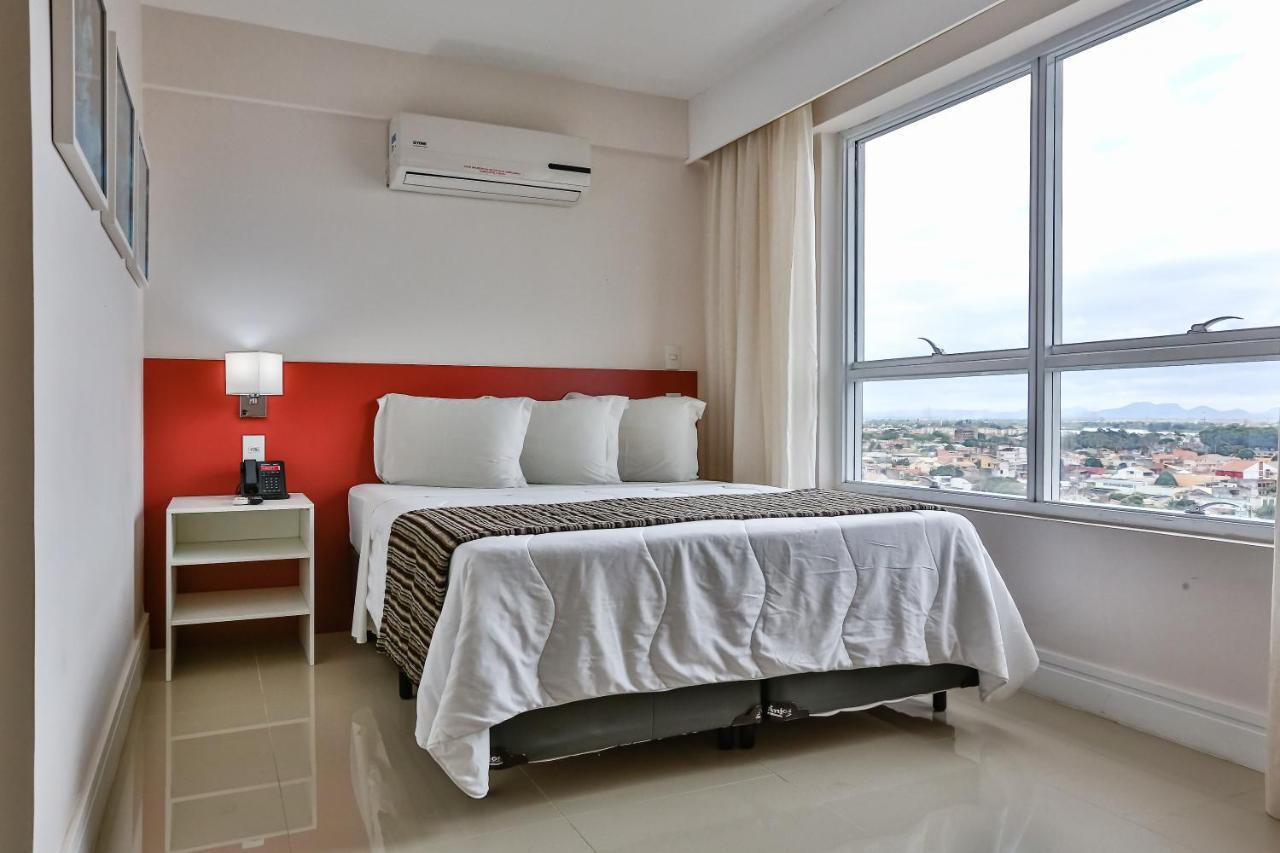 Ramada Hotel & Suites Campos Pelinca Кампус дус Гойтаказиш Екстериор снимка