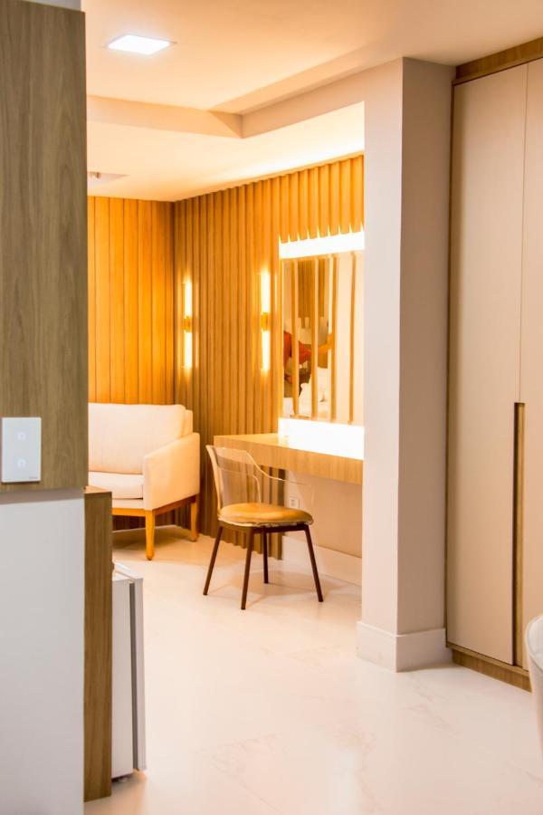 Ramada Hotel & Suites Campos Pelinca Кампус дус Гойтаказиш Екстериор снимка